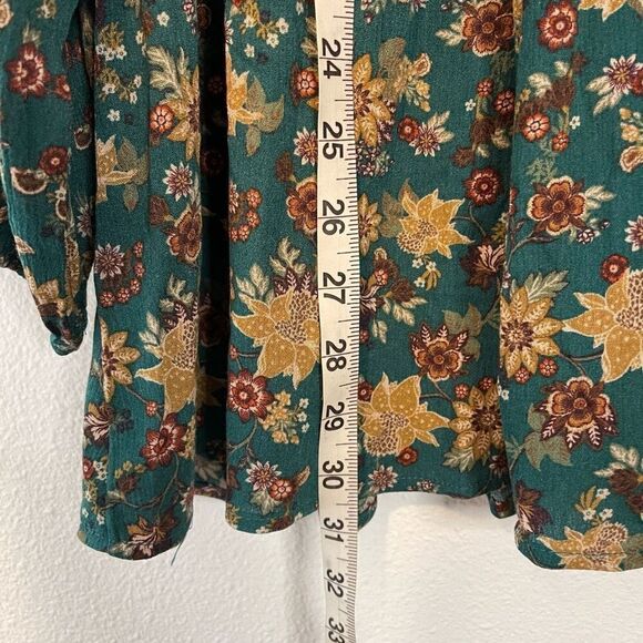 Torrid Peplum Crinkle Gauze Smocked Floral Blouse Size 3 - Picture 6 of 8